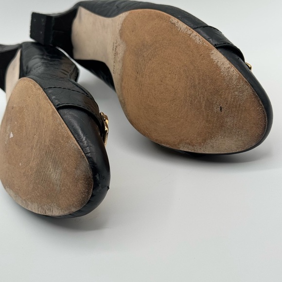 Enzo Angiolini size 8.5 Black Leather Women's Shoes with Gold Accents - Picture 8 of 11